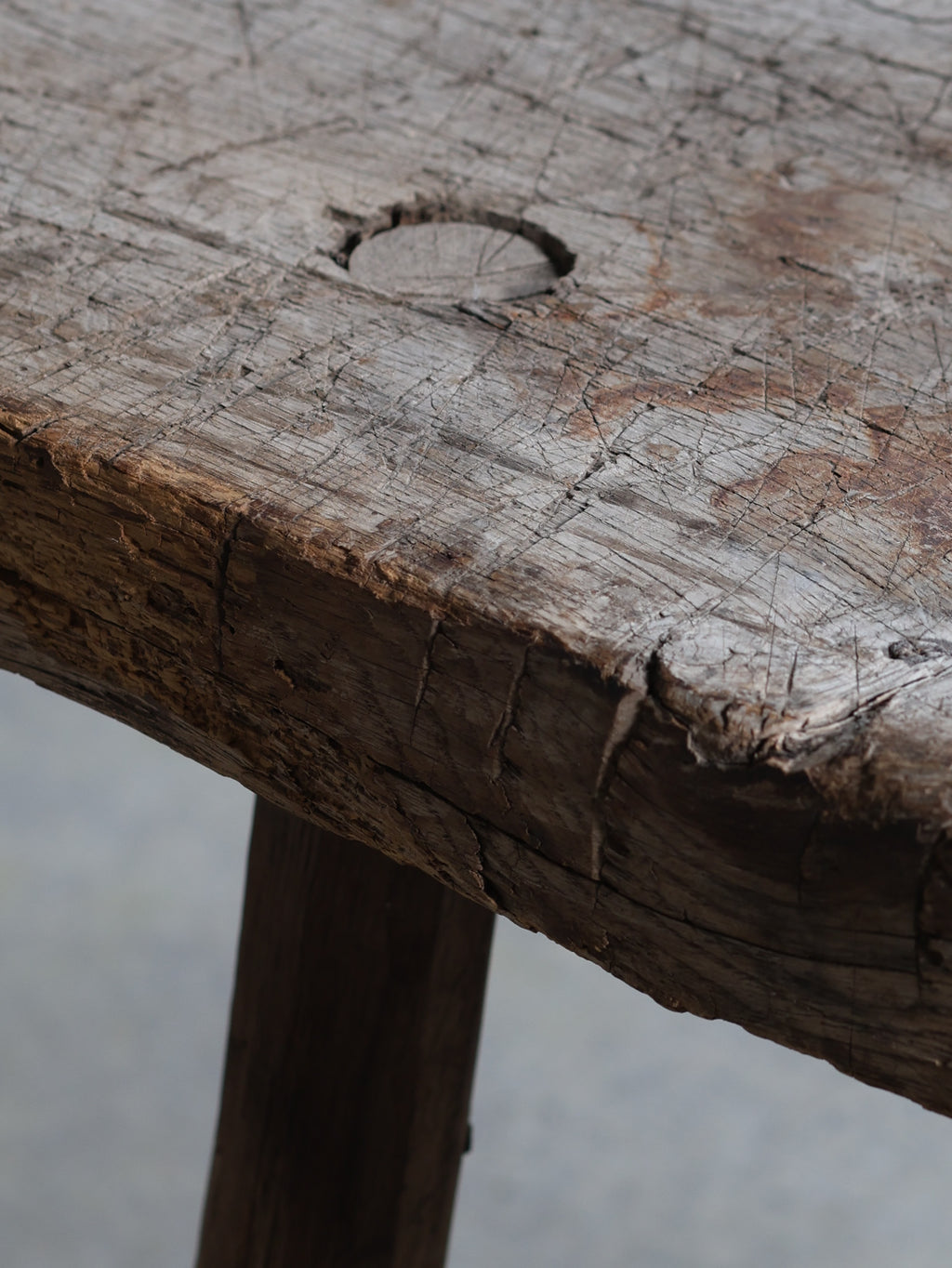 Primitive Peg Leg Wooden Table, c. 18th century