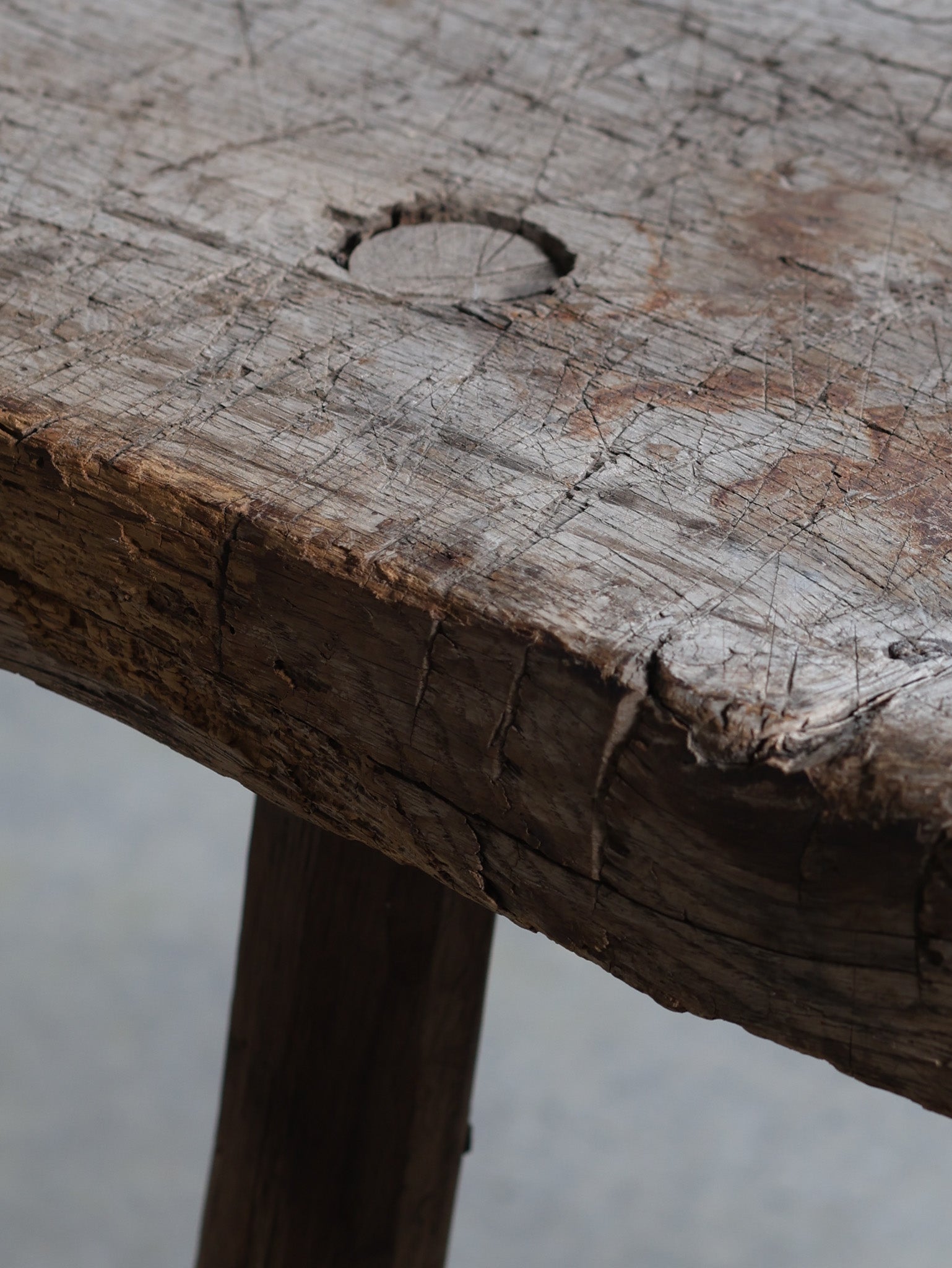 Primitive Peg Leg Wooden Table, c. 18th century