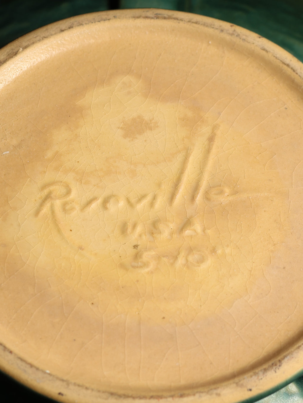 Roseville Pottery Magnolia Bowl, c. 1940